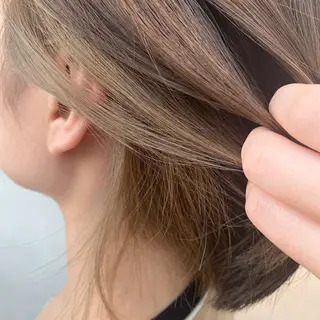 ショート カラー ︎︎🧸 ユリ ︎︎🧸のヘアスタイル