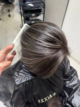 ショート カラー 廣庭 勇人のヘアスタイル