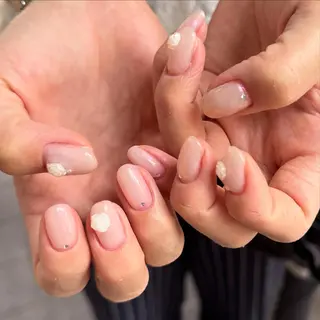 ミディアム Kei 個性派ネイルのネイルデザイン