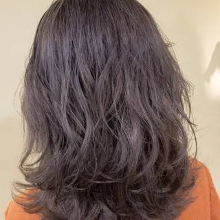 ミディアム カラー 薗部 創生のヘアスタイル