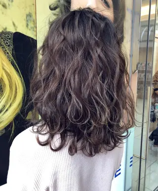 セミロング カラー ヘアアレンジ 丸みショートボブ/ タッセルボブ 吉野のヘアスタイル