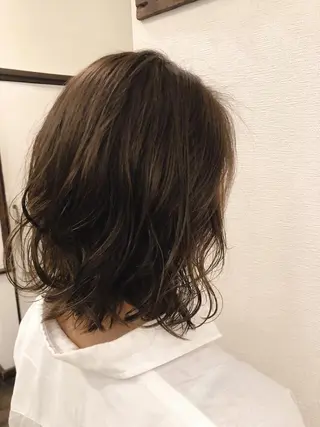 ミディアム パーマ Annie 吉田 裕美のヘアスタイル