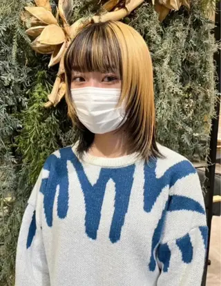 セミロング カラー フェザー/シャドウ/ メッシュパーマのヘアスタイル