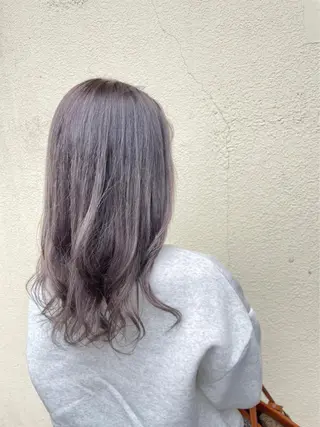 カラー ダブルスキルエクステ /羽エクステ白石宇由のヘアスタイル