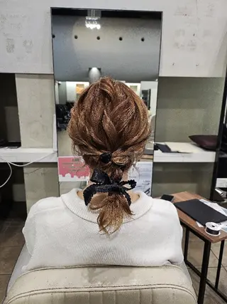 ミディアム ヘアアレンジ ️🫧髪質改善/縮毛 矯正/寺西紗友望🫧のヘアスタイル