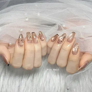 ネイル Hin Nailsのネイルデザイン