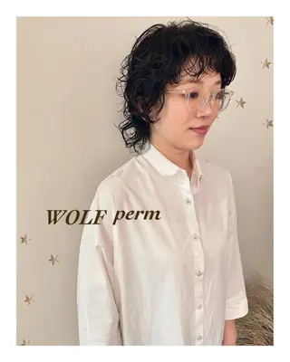 ミディアム パーマ 市川 千夏のヘアスタイル