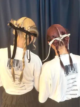 ヘアアレンジ 【pia】 ホノカブリーチカラーのヘアスタイル