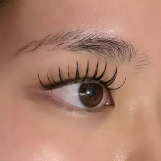 マツエク・マツパ 最強美髪💙ྀི/ アイ兼任👀/ミナルのヘアスタイル