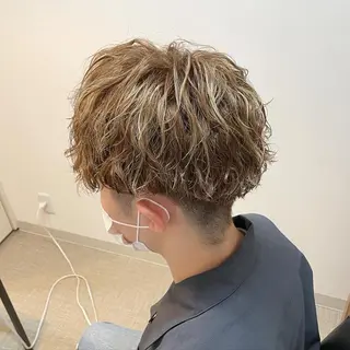 カラー パーマ メンズ arika オケシ　リョウダイのヘアスタイル