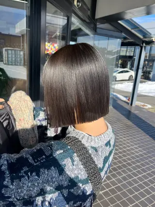 ミディアム alu yuinaのヘアスタイル