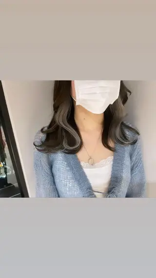 ミディアム カラー ブリーチ👩🦳/ ✂︎MANAMIのヘアスタイル