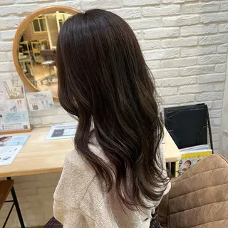ロング カラー 濱地 美乃理のヘアスタイル