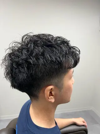 パーマ メンズ 坂本 一真のヘアスタイル