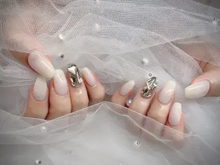 ネイル I-nailロング /ワンホン/キラキラのネイルデザイン