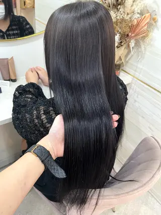ロング カラー 🤍あみ🤍暗髪オリ ーブ特化🌿髪質改善のヘアスタイル