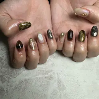 ネイル 里見 麗のネイルデザイン