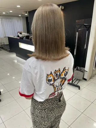 カラー ミディアム ハイトーンエクステ 🎩カズキ🎩のヘアスタイル