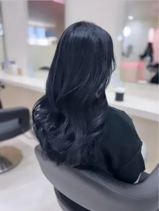 ロング カラー 縮毛矯正× ブルーブラック/池袋のヘアスタイル