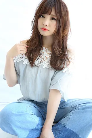 セミロング YOKOI SHINJIのヘアスタイル