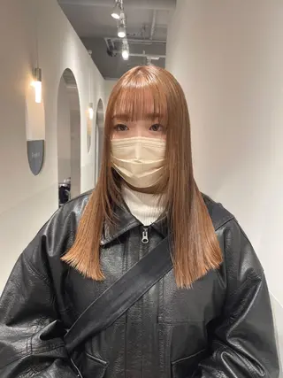 セミロング カラー ヘアアレンジ satsuki 暖色・ブラウンカラーのヘアスタイル