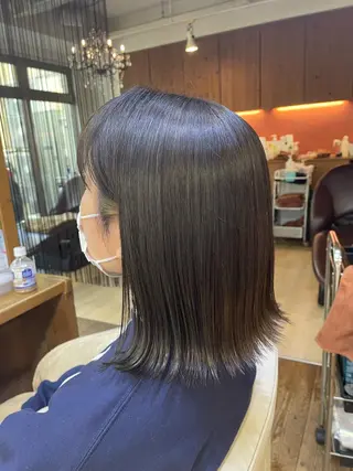 ミディアム 山木 裕子のヘアスタイル