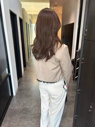 セミロング カラー mao | 柔らか艶カラー🫧のヘアスタイル