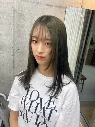 セミロング うる艶ヘア♡韓国好き 透明感　shotaのヘアスタイル