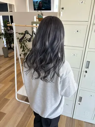 セミロング ケアブリーチ 黒瀬有汰のヘアスタイル