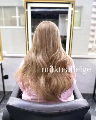 ロング カラー エクステ🩵ブリーチ 韓国ヘア🩵KAEのヘアスタイル