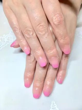 ネイル 新宿ネイルサロン ジェミディローサのネイルデザイン