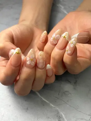 ネイル 【UNE.】 長さだしフィルインのネイルデザイン
