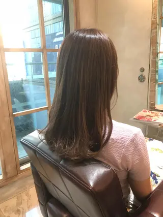 セミロング カラー 髪質改善・艶髪特化 木村侑平のヘアスタイル