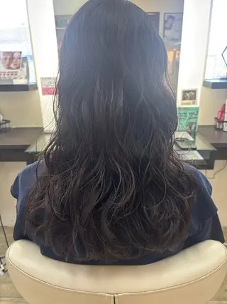 セミロング パーマ ルプラボウ 石黒よう子のヘアスタイル