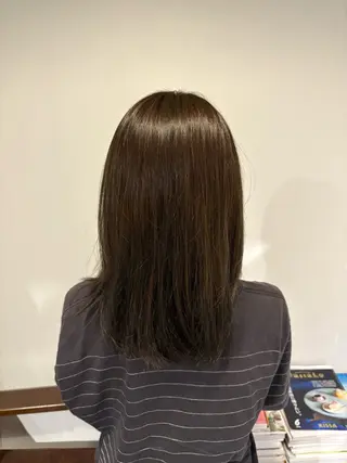 セミロング YOSHIKAWA SHOTAのヘアスタイル