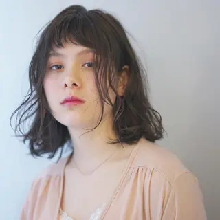 ミディアム カラー 🪐脱白髪染め 🪐松尾菜々美のヘアスタイル