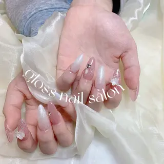 ネイル miho🍎 Gloss nailのネイルデザイン
