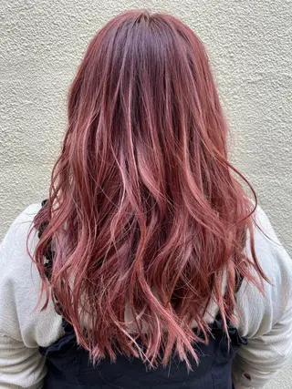 カラー 🍒🌷ピンクカラー 🌷🍒井出まりあのヘアスタイル