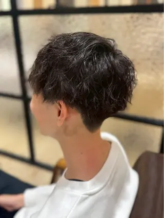 メンズ 三輪 あおいのヘアスタイル