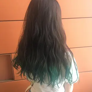 ロング カラー 井手 孔介のヘアスタイル