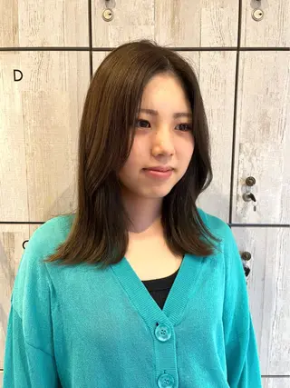 ミディアム カラー ♡ナナコ♡ レイヤー/艶髪のヘアスタイル