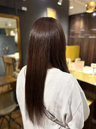 ロング カラー 透明感カラー🫧胸元 彩那🩰ྀིのヘアスタイル