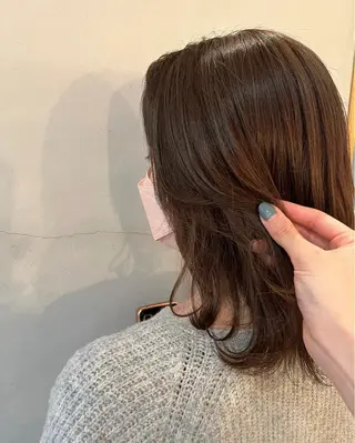 ミディアム カラー 仲村 夏希のヘアスタイル