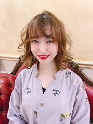 ミディアム パーマ 韓国ヘアー🦄ྀི オタク美容師🌈山本のヘアスタイル
