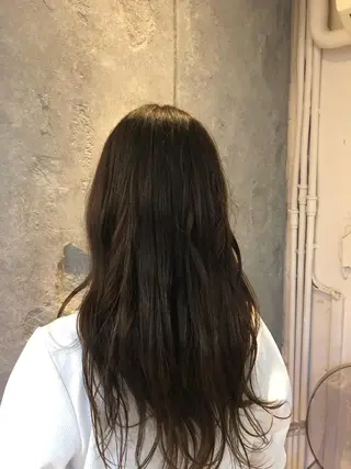 ロング カラー 大久保 遥日のヘアスタイル