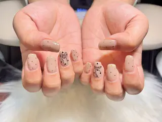 ネイル Hübsch所属・Sakura Hのネイルデザイン