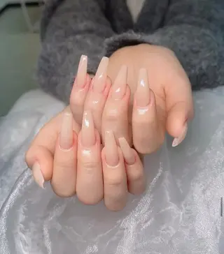 ネイル Hin Nailsのネイルデザイン