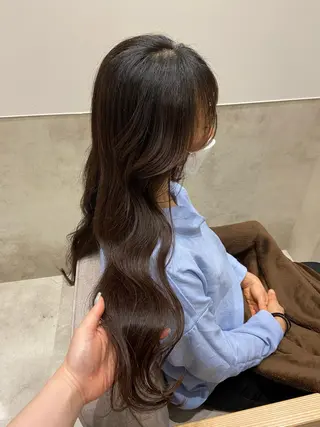 ロング カラー しみず さきのヘアスタイル