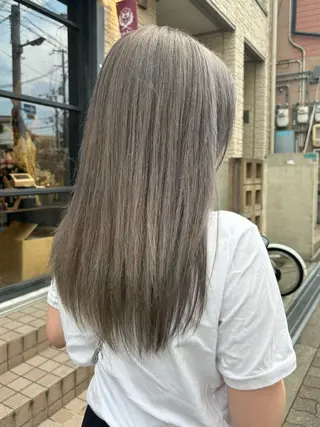 ロング カラー 【aini天王寺】 𝐚𝐢𝐫𝐢✂︎のヘアスタイル