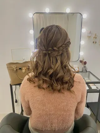 セミロング ヘアアレンジ Mikazuki オーナーTeradaのマツエク・マツパデザイン
